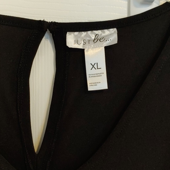 Super Cute Jumpsuit! - Picture 3 of 8